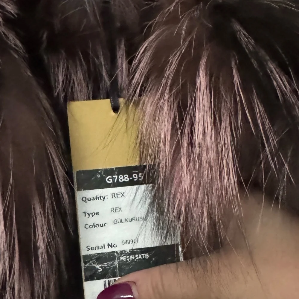 roksolana fox fur in mauve - Picture 7 of 8